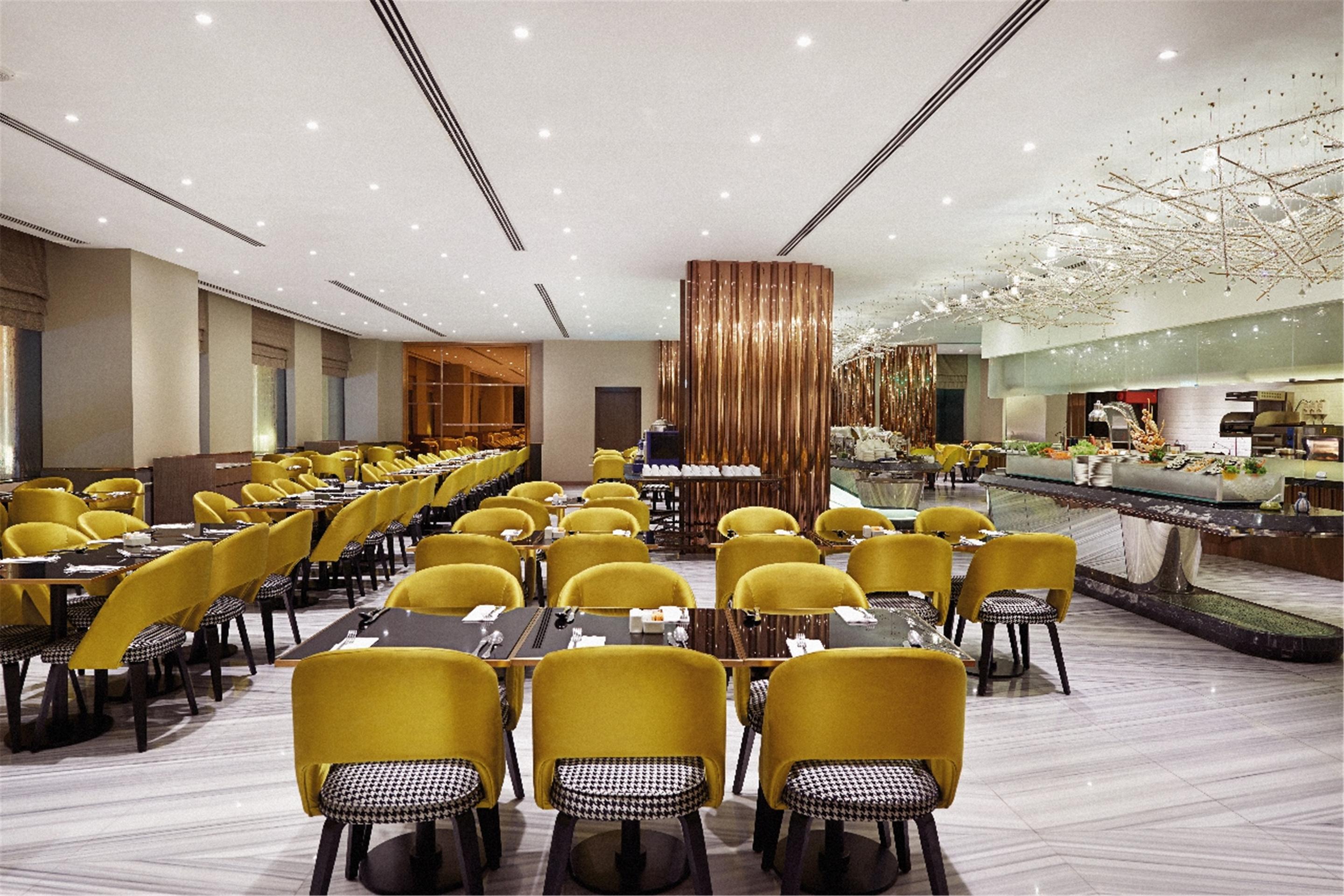 Dorsett Kuala Lumpur Hotell Exteriör bild The restaurant