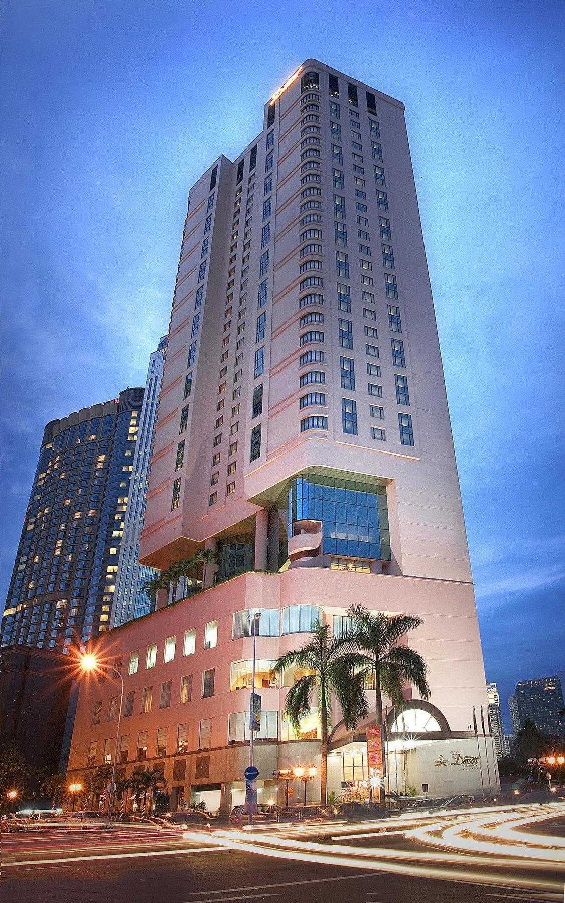 Dorsett Kuala Lumpur Hotell Exteriör bild The hotel at night